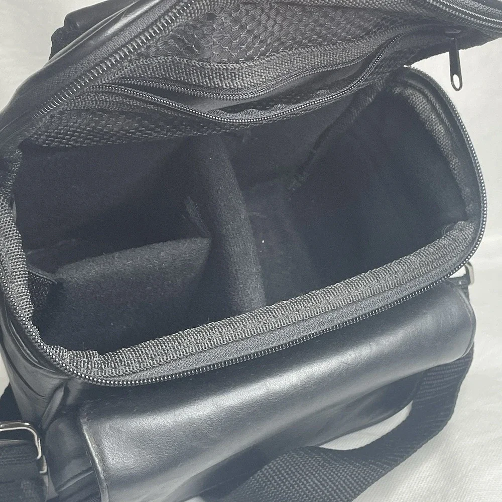 Quantaray Camera Bag Soft Adjustable Multiple Zipper Compartments Shoulder Strap